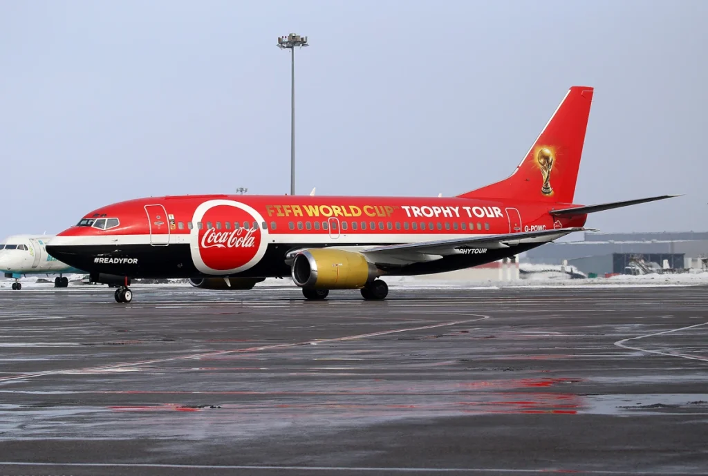 Boeing 737-300 Titan Airways Coca Cola