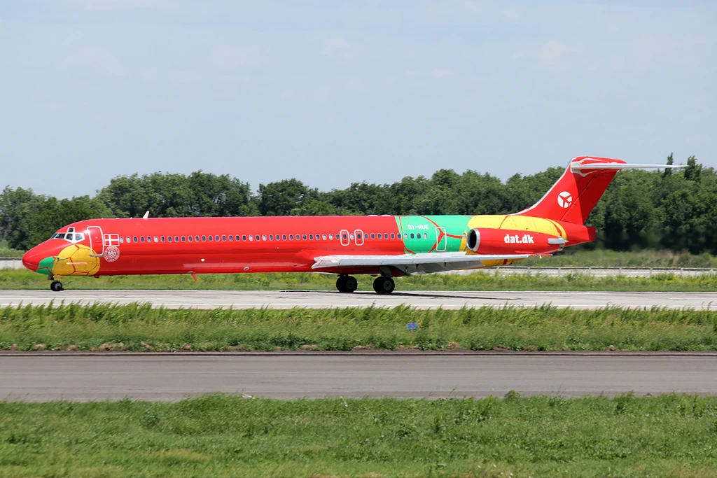 Danish Air Transport MD-83