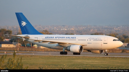 Airbus A310-304 Ariana Afghan Airlines