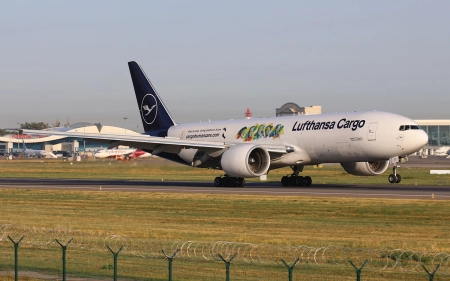 Boeing 777 Lufthansa Cargo